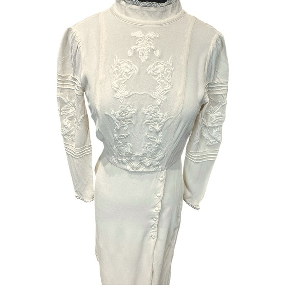 NWOT Reformation Adelia Crepe Ivory Embroidered Long Sleeve Maxi Dress Size 6 - Picture 2 of 13
